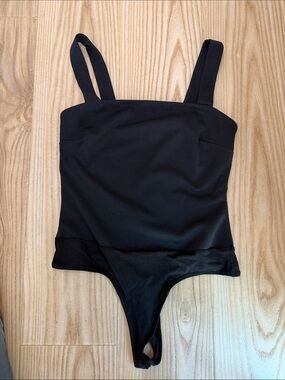 Black Women’s Square Neck Bodysuit